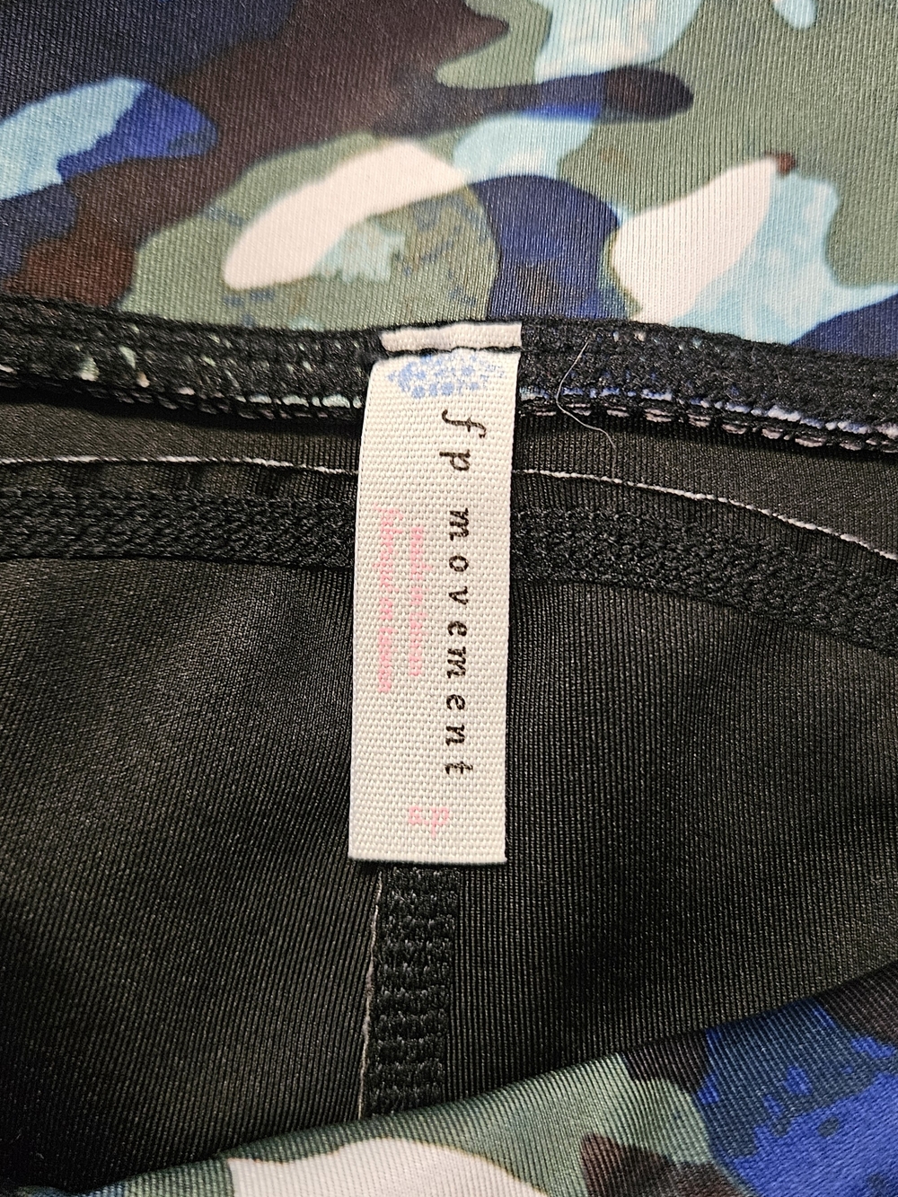 fp movement Camouflage Active Leggings XP - Picture 2 of 7